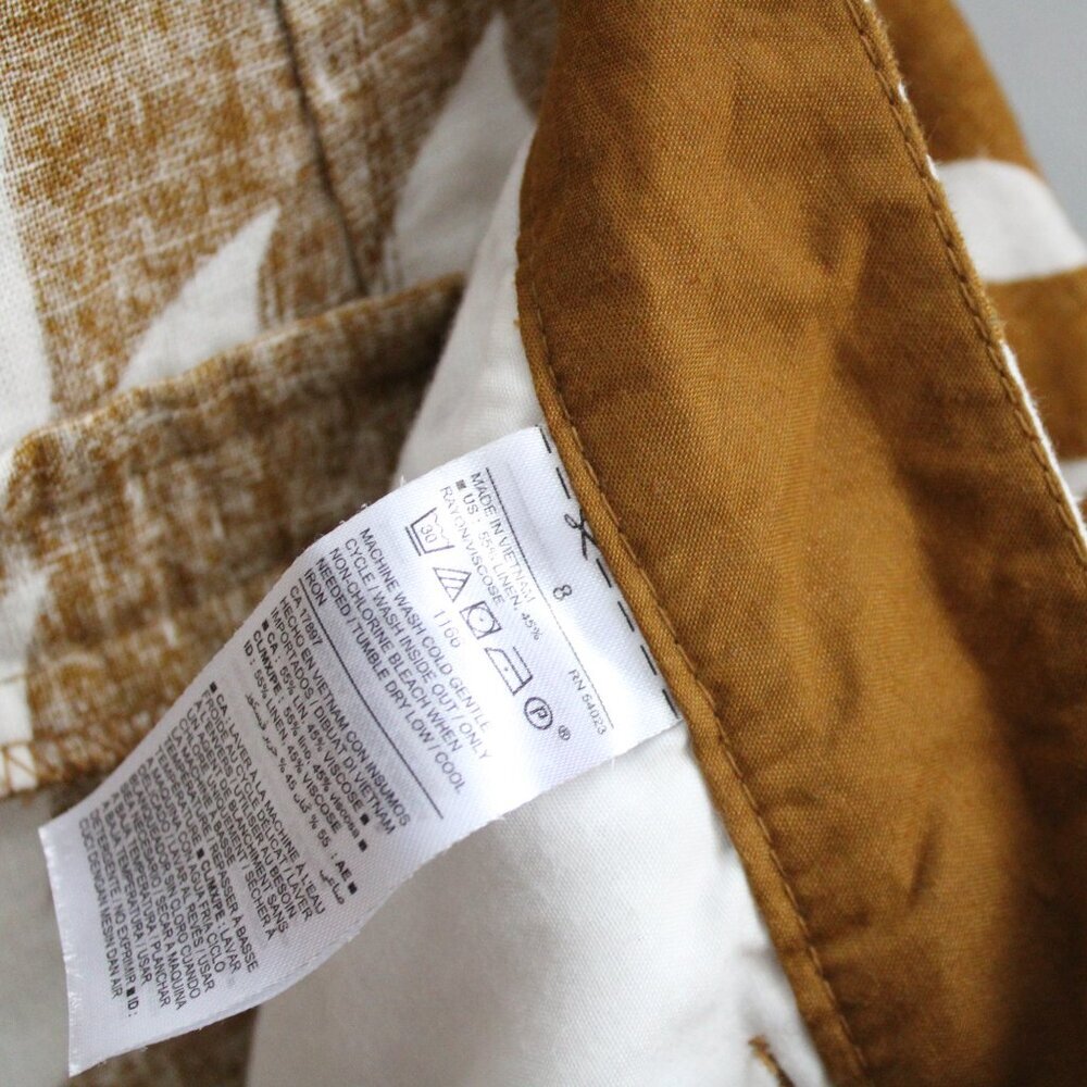Old Navy Women's Brown Tropical Floral Linen Blend Everyday Shorts Size 8 - Picture 4 of 5
